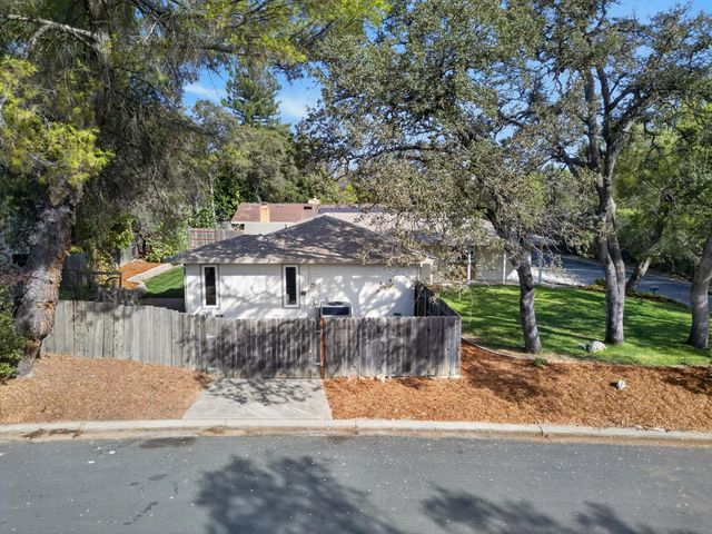 2694 King Edward Dr, El Dorado Hills, CA 95762