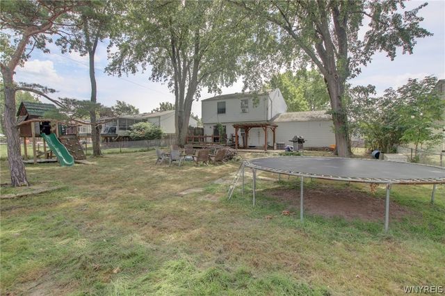 115 Theresa Court, West Seneca, NY 14224