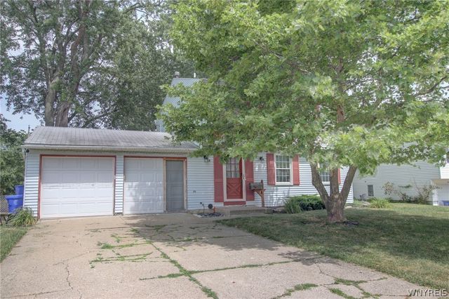 115 Theresa Court, West Seneca, NY 14224
