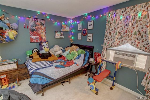 115 Theresa Court, West Seneca, NY 14224
