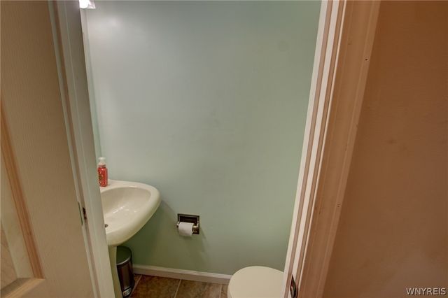 115 Theresa Court, West Seneca, NY 14224
