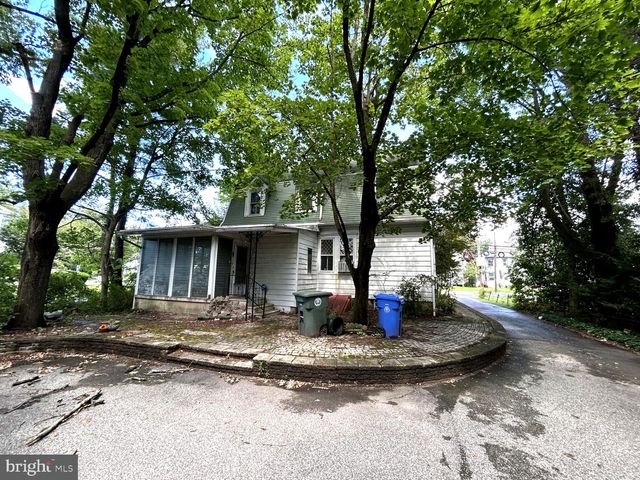 23 S DELSEA DR, Glassboro, NJ 08028
