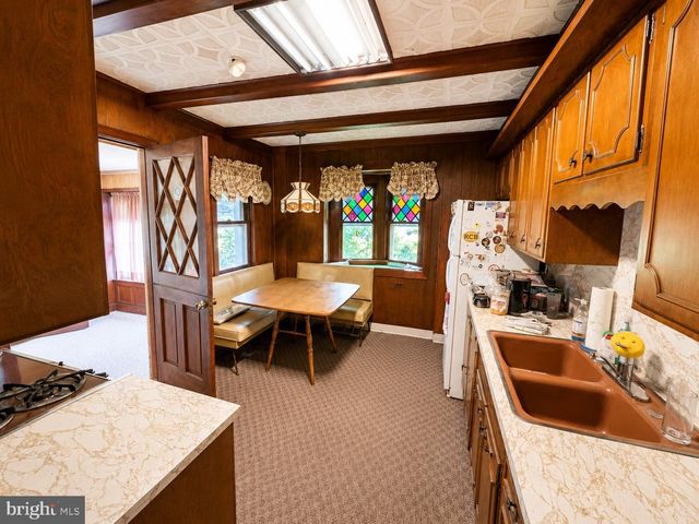 23 S DELSEA DR, Glassboro, NJ 08028