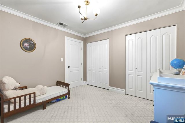 101 Route 5 304, Edgewater, NJ 07020