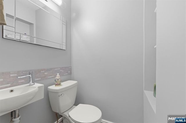 101 Route 5 304, Edgewater, NJ 07020