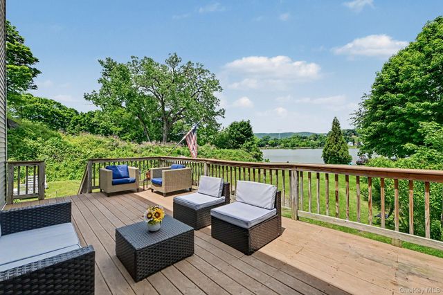 243 Kings Ferry Road, Verplanck, NY 10596