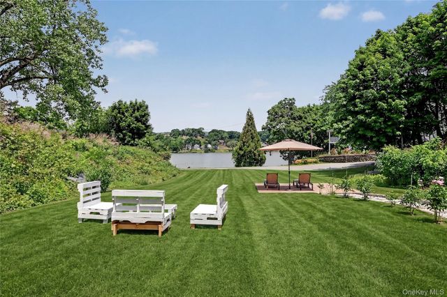 243 Kings Ferry Road, Verplanck, NY 10596