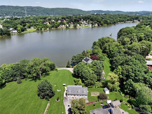 243 Kings Ferry Road, Verplanck, NY 10596