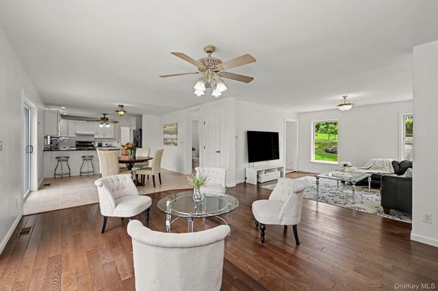 243 Kings Ferry Road, Verplanck, NY 10596