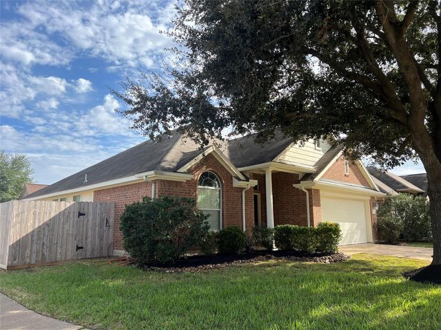 21830 Saragosa Pond Lane, Spring, TX 77379