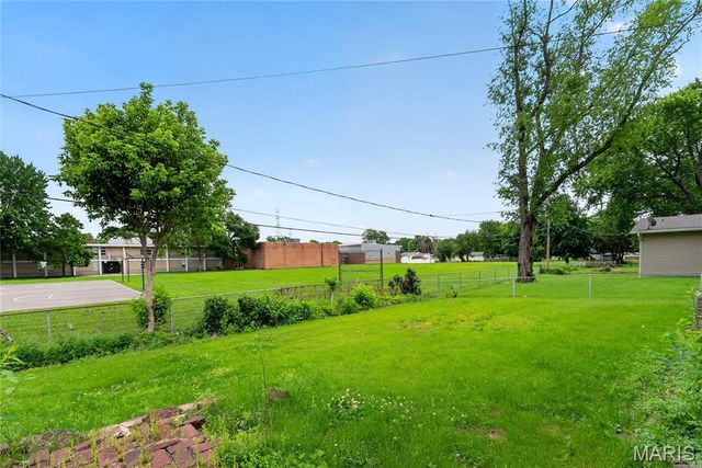 1245 Verlene Drive, Florissant, MO 63031