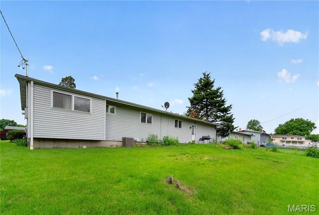 1245 Verlene Drive, Florissant, MO 63031