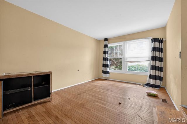 1245 Verlene Drive, Florissant, MO 63031