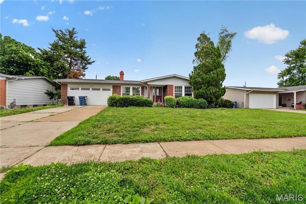 1245 Verlene Drive, Florissant, MO 63031