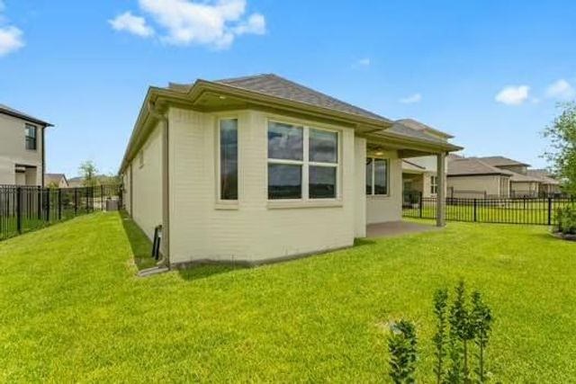 724 Lake Lacosta Drive, Katy, TX 77493