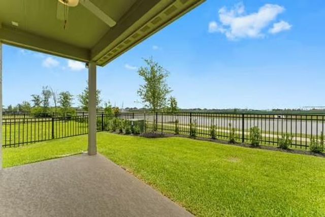724 Lake Lacosta Drive, Katy, TX 77493