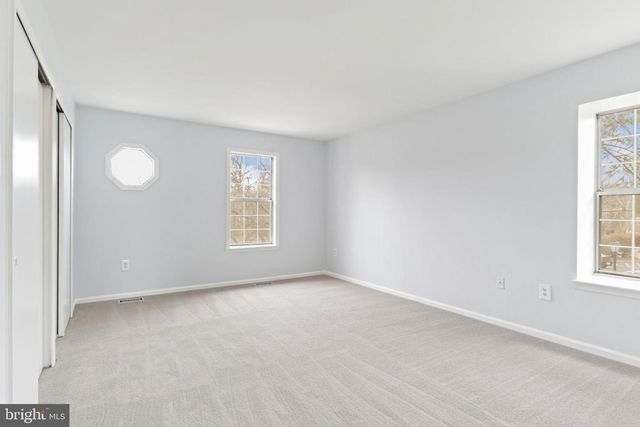2403 S WALTER REED DR S, Arlington, VA 22206