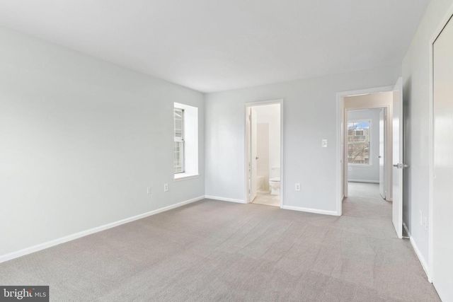 2403 S WALTER REED DR S, Arlington, VA 22206
