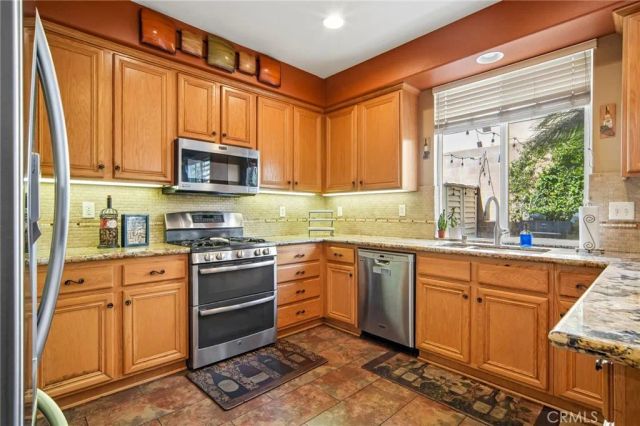 1027 Kemp Drive, Placentia, CA 92870