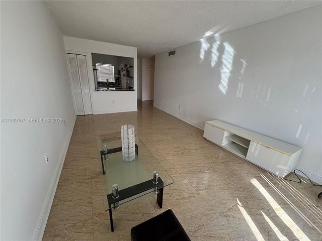 3536 NE 168th St 504, North Miami Beach, FL 33160