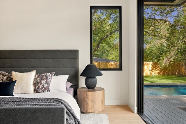 2502 Greenlawn PKWY, Austin, TX 78757