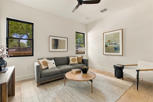 2502 Greenlawn PKWY, Austin, TX 78757