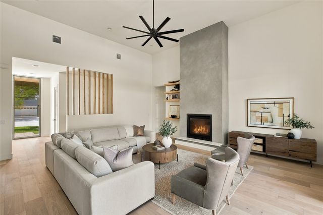 2502 Greenlawn PKWY, Austin, TX 78757