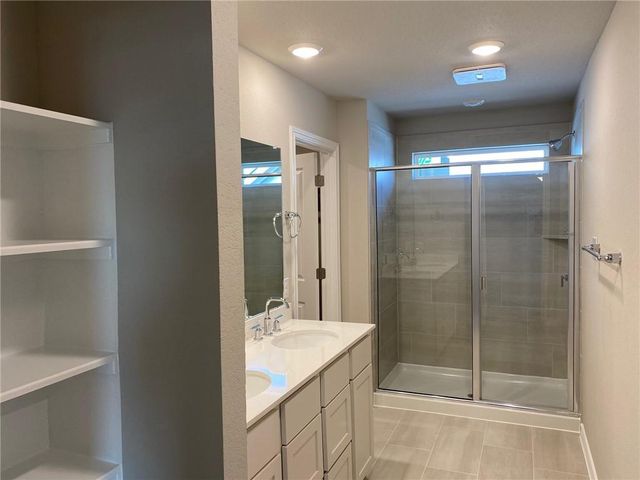 670 Pepperbark LOOP, Buda, TX 78610