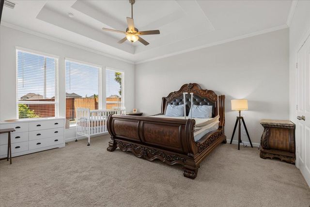 650 Wild Pecan LOOP, Buda, TX 78610