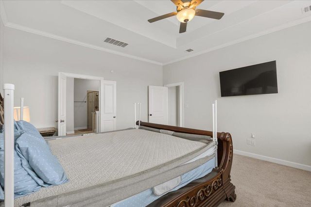 650 Wild Pecan LOOP, Buda, TX 78610