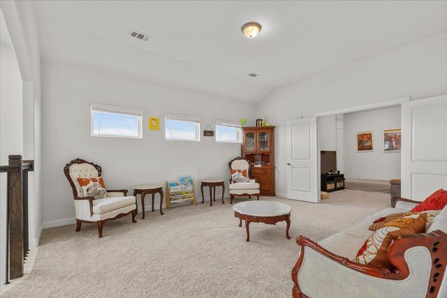 650 Wild Pecan LOOP, Buda, TX 78610