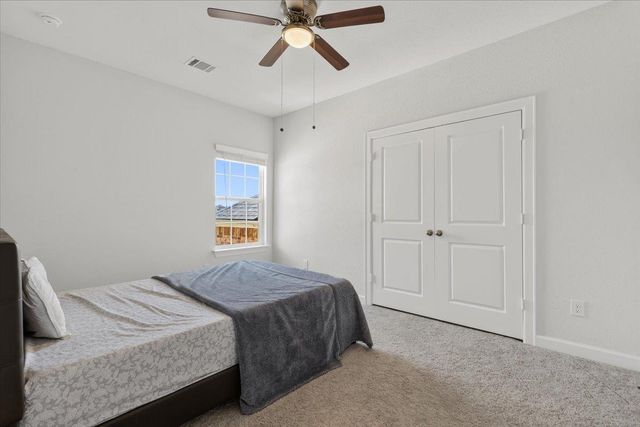 650 Wild Pecan LOOP, Buda, TX 78610
