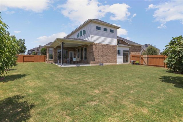 650 Wild Pecan LOOP, Buda, TX 78610