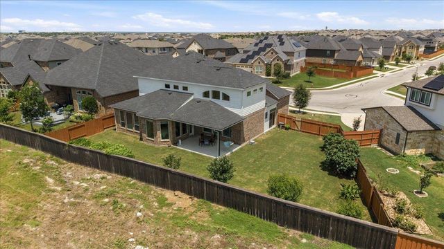 650 Wild Pecan LOOP, Buda, TX 78610