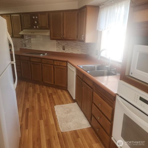 1402 22nd Street NE #503, Auburn, WA 98002