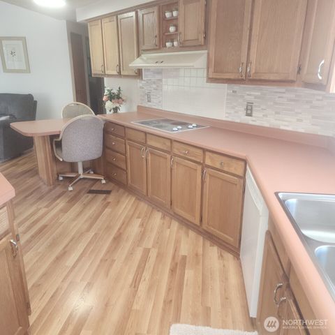 1402 22nd Street NE #503, Auburn, WA 98002