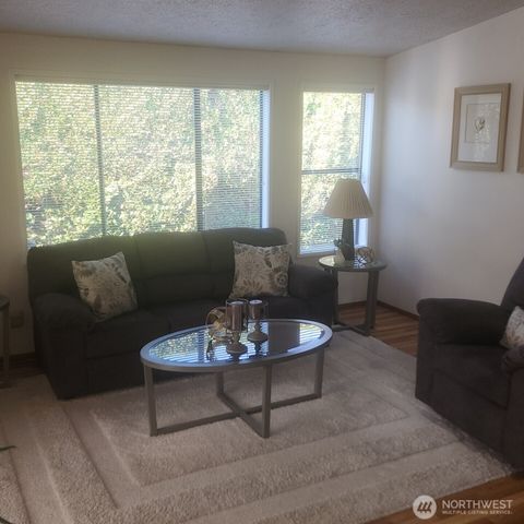 1402 22nd Street NE #503, Auburn, WA 98002