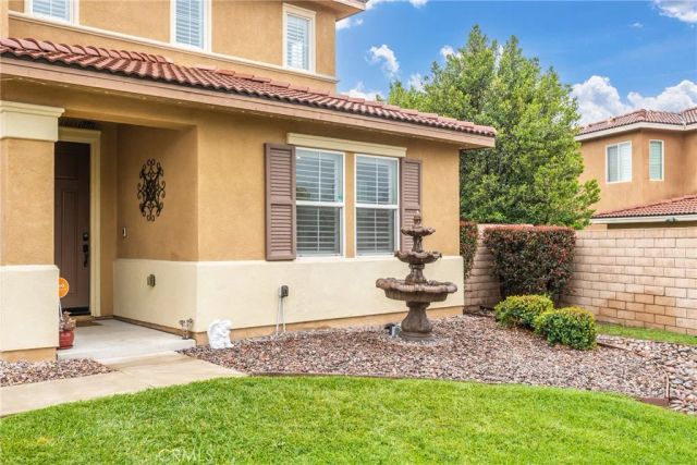 18225 Fetterbush, San Bernardino, CA 92407