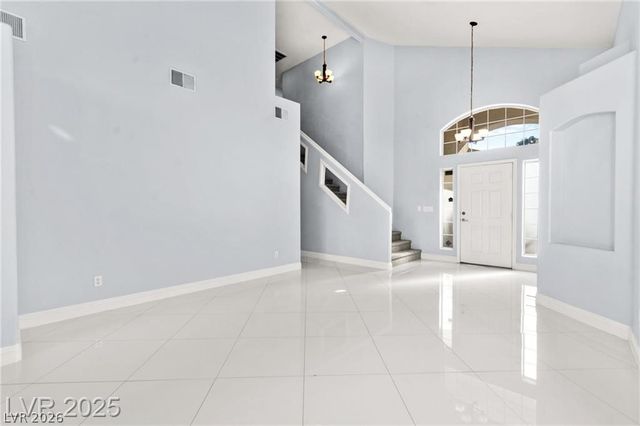 8104 Villa Finestra Drive, Las Vegas, NV 89128