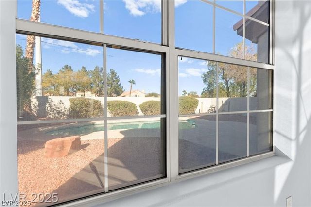 8104 Villa Finestra Drive, Las Vegas, NV 89128