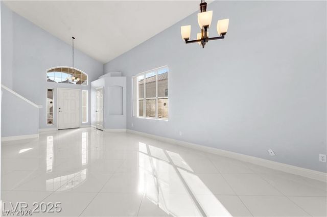 8104 Villa Finestra Drive, Las Vegas, NV 89128