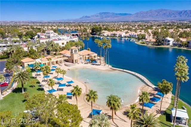 8104 Villa Finestra Drive, Las Vegas, NV 89128