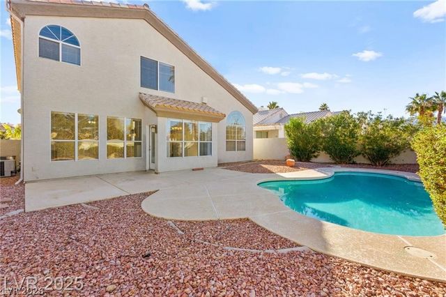 8104 Villa Finestra Drive, Las Vegas, NV 89128