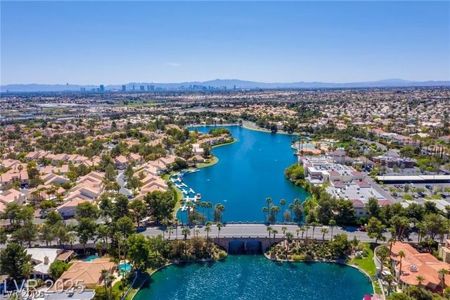 8104 Villa Finestra Drive, Las Vegas, NV 89128