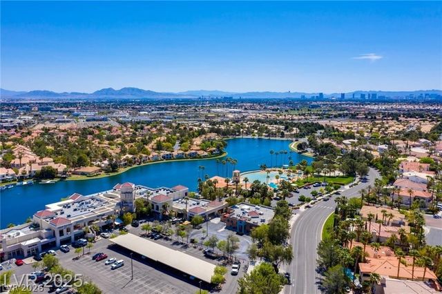 8104 Villa Finestra Drive, Las Vegas, NV 89128