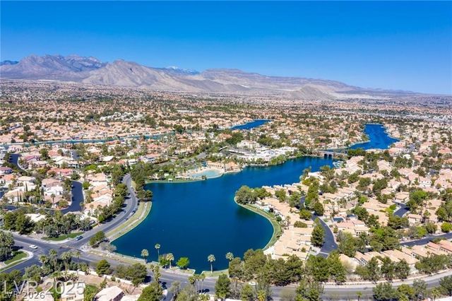 8104 Villa Finestra Drive, Las Vegas, NV 89128