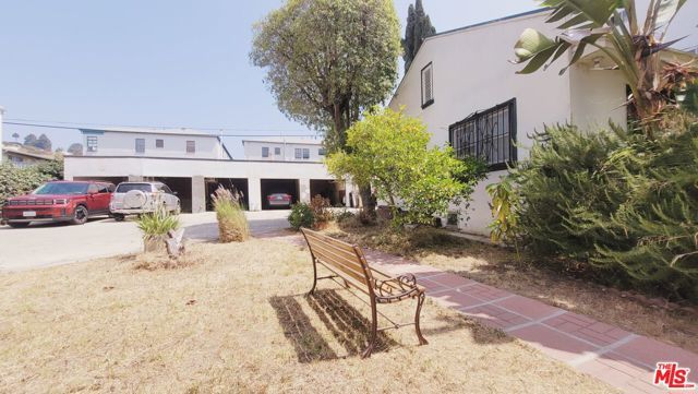 5409 Russell Avenue, Los Angeles, CA 90027