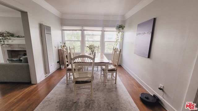 5409 Russell Avenue, Los Angeles, CA 90027