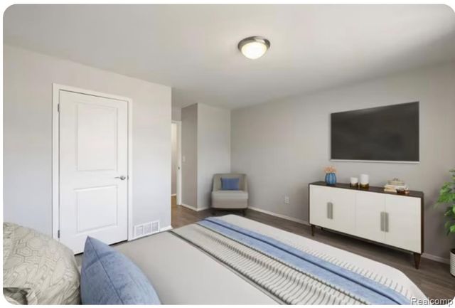 11221 E 14 Mile Road 401, Sterling Heights, MI 48312