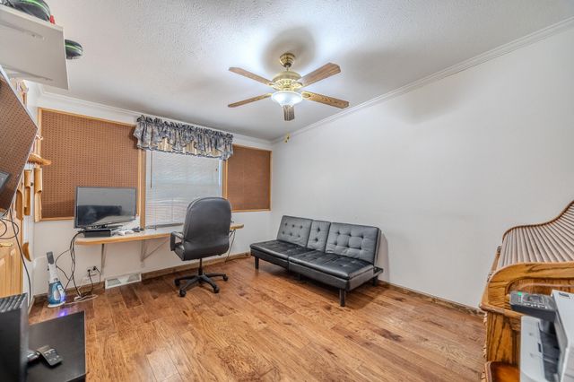 24960 Mcclurg Drive, Lebanon, MO 65536